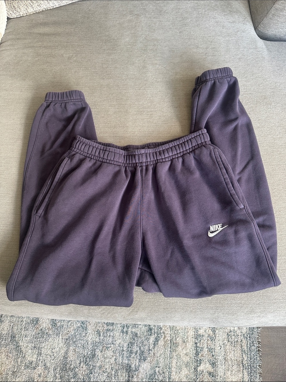 Nike Men’s Dark Navy/Purple Fleece Joggers Sweatpants - M